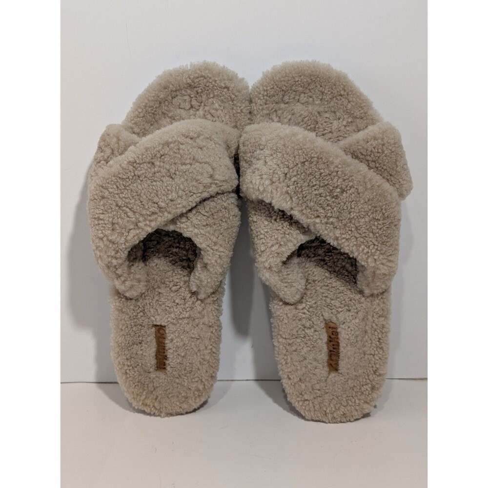 New OluKai Hila Heu Slippers Women’s 10 Tan Shearling Plush Fluffy Slides